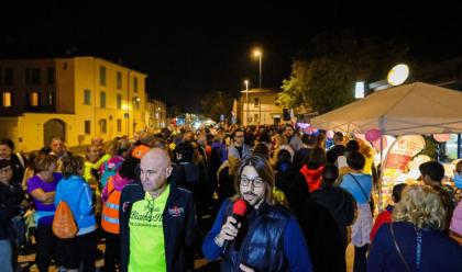 Immagine News - lugo-successo-per-la-camminata-rosa-oltre-1700-persone-a-favore-dello-ior