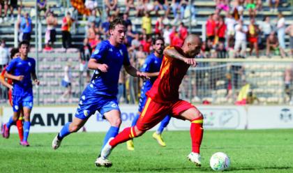 calcio-d-un-primato-in-trasferta-e-un-difetto-da-correggere-velocemente-in-casa-per-il-ravenna