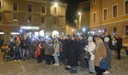 Immagine News - ravenna-una-cinquantina-di-partecipanti-alla-marcia-della-luce