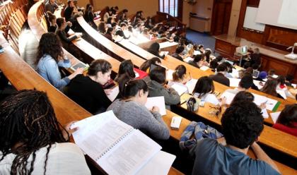 Immagine News - universit-emiliano-romagnole-ben-135-milioni-per-le-borse-di-studio-ne-beneficeranno-27mila-studenti