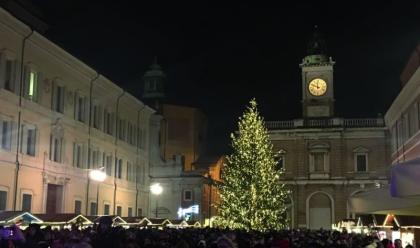 Immagine News - concerti-e-spettacoli-per-il-capodanno-che-torna-senza-restrizioni-da-ravenna-alla-riviera