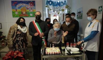 Immagine News - ravenna-iolanda-savini-ha-compiuto-102-anni