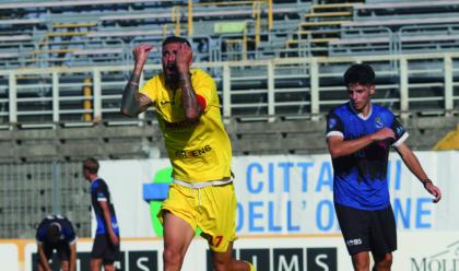 Immagine News - calcio-d-ma-quale-svolta-per-il-ravenna--consigliabile-guardarsi-le-spalle