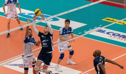 Immagine News - volley-a2-la-consar--troppo-discontinua-cuneo-ringrazia-e-vince-a-ravenna