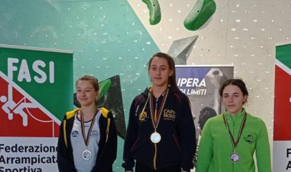 Immagine News - arrampicata-sportiva-under-16-18-le-ravennati-francesconi-e-arcozzi-dellistrice-si-sono-laureate-campionesse-regionali