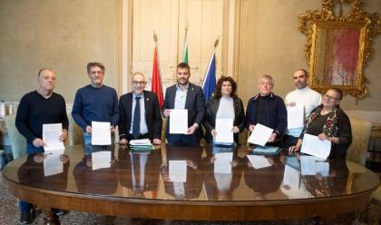 Immagine News - imola-sul-bilancio-2023-accordo-fatto-fra-comune-e-sindacati