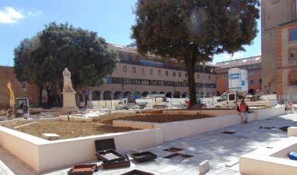 Immagine News - cesena-tre-piazze-il-cantiere-si-sposta-in-piazza-fabbri-termine-lavori-a-fine-giugno