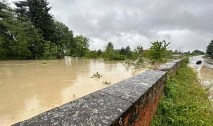 Immagine News - maltempo-a-faenza-ore-drammatiche-per-lesondazione-del-fiume-lamone