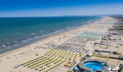 Immagine News - turismo-mare-adriatico-in-salute-analisi-arpae-da-ripetere-solo-in-alcuni-tratti-fra-i-lidi-ravennati-e-cervia