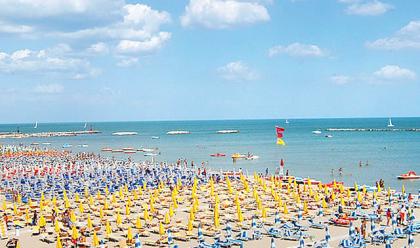 Immagine News - mare-adriatico-riviera-romagnola-quasi-tutta-balneabile-97-localit-su-98