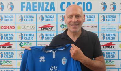 Immagine News - calcio-promozione-il-nuovo-allenatore-del-faenza--agostino-vezzoli