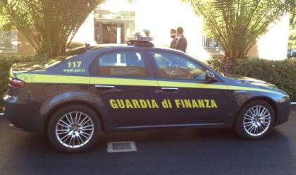 Immagine News - ndrangheta-fatture-false-sequestro-da-25-milioni-27-misure-cautelari-alcune-anche-in-romagna