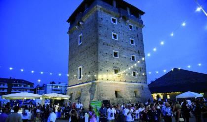 Immagine News - cervia-evento-dedicato-il-21-luglio-al-craft-gin-summer-fest
