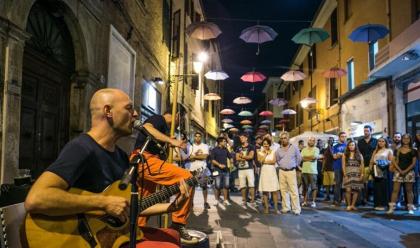 Immagine News - ferrara-dal-23-al-27-agosto-torna-il-buskers-festival