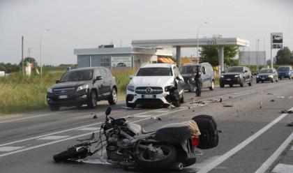 Immagine News - ravenna-auto-contro-moto-muore-62enne