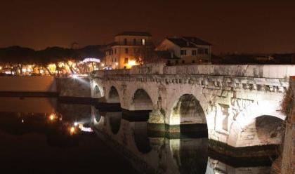 meteo-in-romagna-a-rimini-luned-sera-di-fuoco-col-garbino-a-mezzanotte-temperatura-di-36-gradi