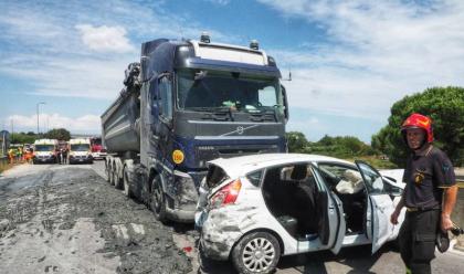 ravenna-classicana-chiusa-per-un-incidente-tra-4-mezzi