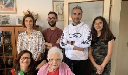 Immagine News - cotignola-nonna-teresa-ha-compiuto-101-anni