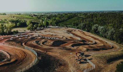 Immagine News - motocross-viaggio-allo-04-park-monte-coralli-con-marco-lolli-adatto-a-tutti-dovi-sogna-il-mondiale