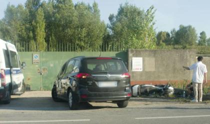 Immagine News - ravenna-grave-incidente-in-via-trieste-due-feriti