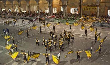 Immagine News - faenza-sabato-e-domenica-il-torneo-alfieri-bandieranti-e-musici-approda-in-piazza-del-popolo