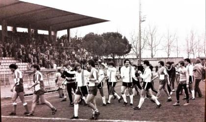 Immagine News - calcio-c-cesena-rimini-il-derby-romagnolo-lungo-76-anni-il-primo-nel-1947