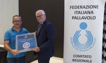 Immagine News - volley-consegnato-al-porto-robur-costa-ravenna-il-marchio-oro-per-il-biennio-2022-2024