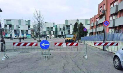 Immagine News - lugo-piazza-xiii-giugno-riprenderanno-i-lavori-solo-nel-2024