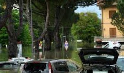 Immagine News - alluvione-stanziati-i-primi-27-milioni-per-le-auto-danneggiate