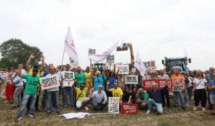 Immagine News - alluvione-in-romagna-5-mesi-dopo-arriva-lammortizzatore-unico-per-un-centinaio-di-lavoratori-delle-cooperative-agricole-braccianti