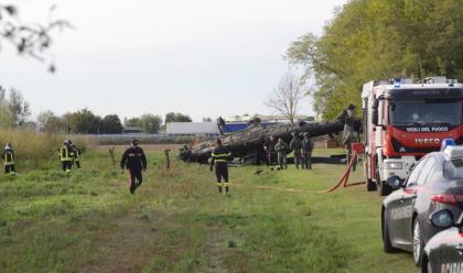 Immagine News - ravenna-elicottero-precipita-a-la-spreta-feriti-i-due-piloti