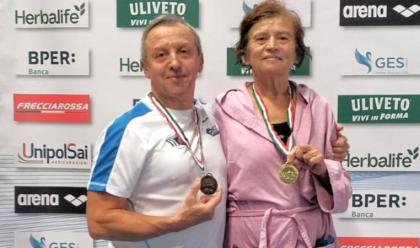 Immagine News - nuoto-il-club-2000-faenza-fa-un-altro-pieno-di-medaglie-con-il-doppio-oro-di-laura-rava