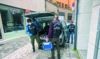 Immagine News - ravenna-architetto-trovato-morto-in-casa-sindaga-per-omicidio-colposo