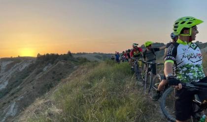 Immagine News - faenza-mercoled-22-maggio-in-scena-la-seconda-edizione-di-oriolo-bike-night-in-mtb