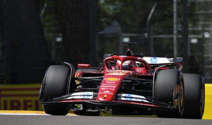 f1-a-imola-nelle-prove-libere-del-gp-la-ferrari-di-leclerc--stata-la-pi-veloce