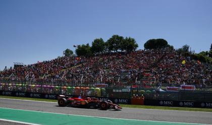 Immagine News - f1-gp-dellemilia-romagna-imola-invasa-dai-tifosi