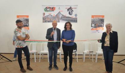 Immagine News - podismo-la-100-km-del-passatore-raccontata-dai-protagonisti-inaugurate-la-mostra-e-la-galleria-fotografica