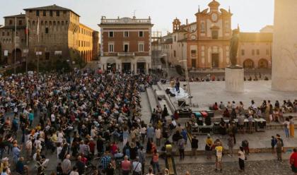 lugo-parte-il-music-festival-con-un-concerto-allalba